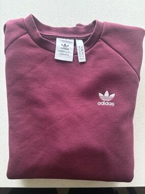 Adidas Originals Adicolor Essentials Trefoil Crewneck Sweatshirt in Maroon